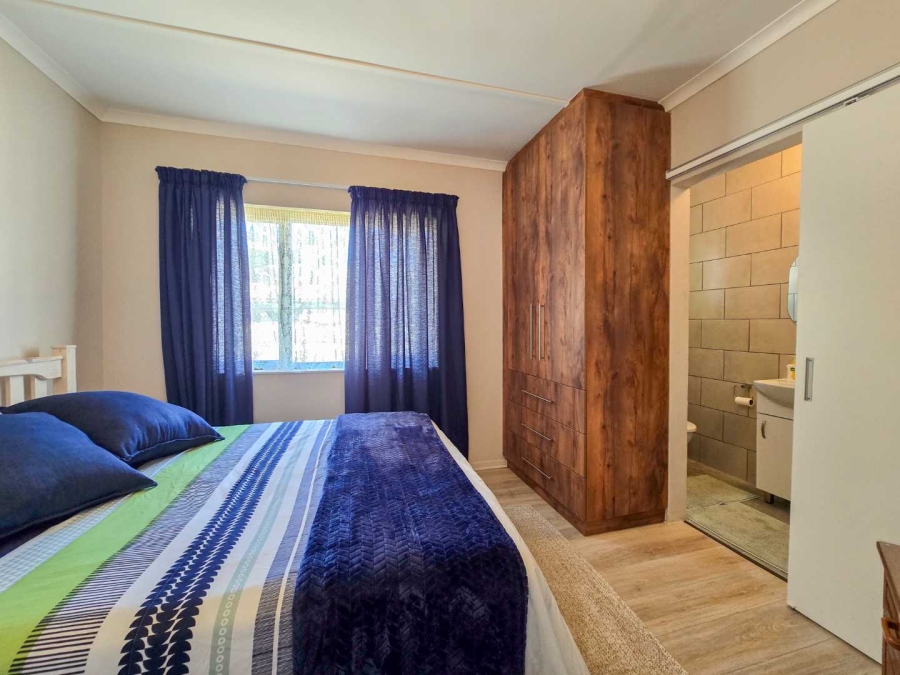 4 Bedroom Property for Sale in Stilbaai Wes Western Cape